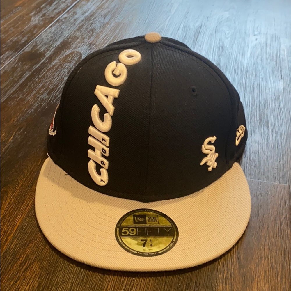 New Era White Sox Fitted Hat SZ 7 1/4